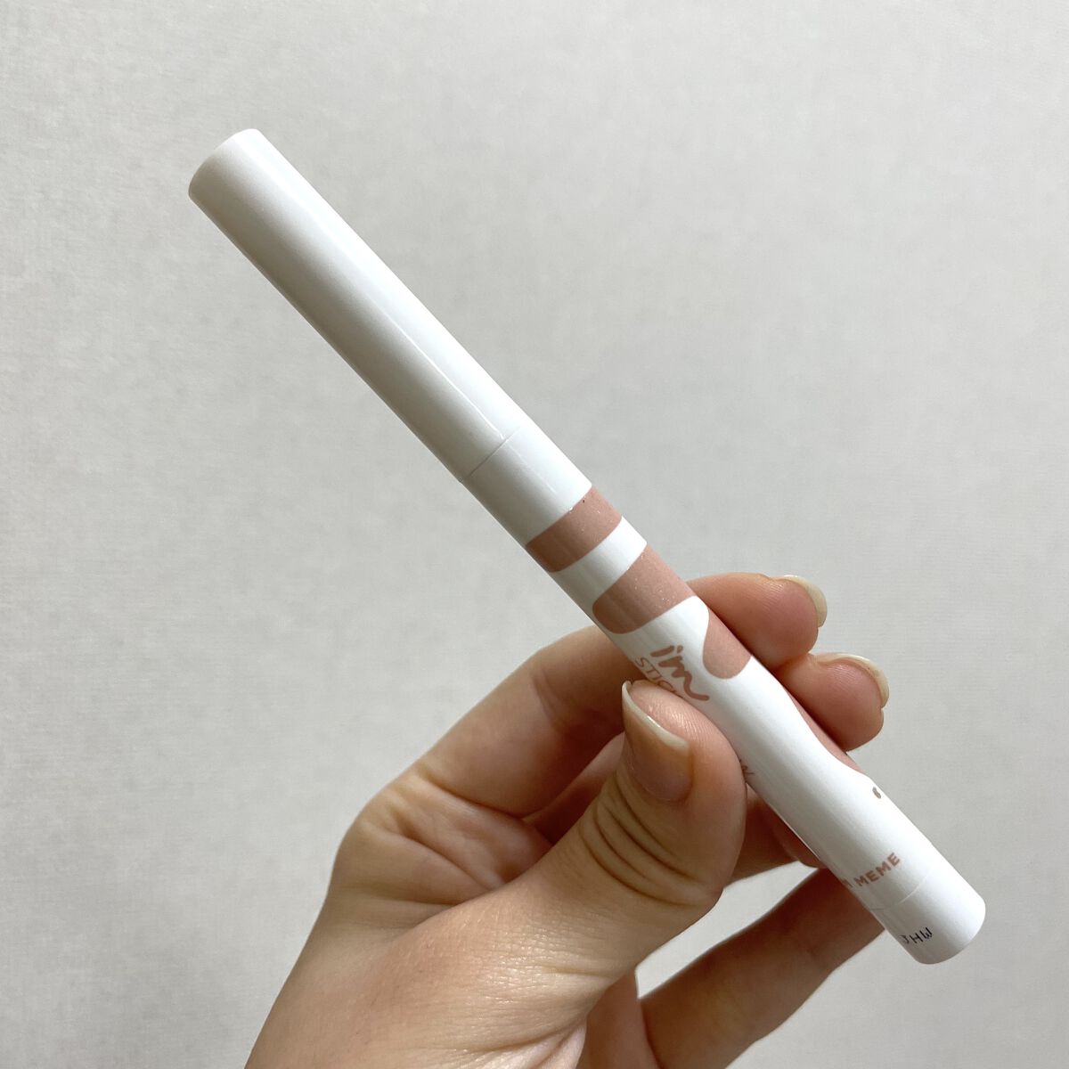 \スティックで簡単アイメイク/

I'M MEME　スティックシャドウシマー003ピンクチャーム

RAXY11月に入っていたスティックアイシャドウ。早速使ってみました！！

初めてスティックタイプを使いましたが、するすると描けて簡単！圧を