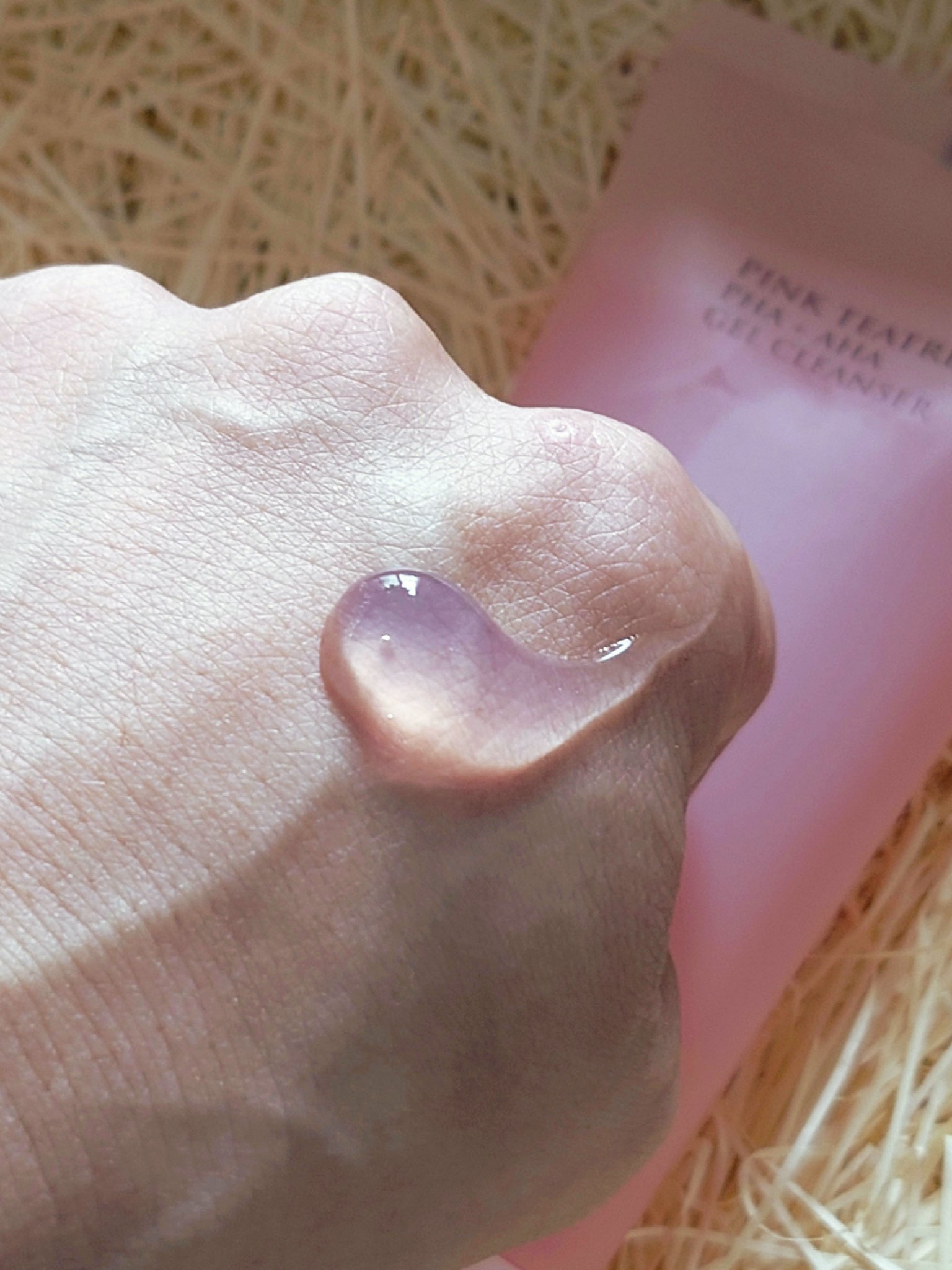 ピンクティーツリージェルクレンザー/APLIN/その他洗顔料を使ったクチコミ（3枚目）