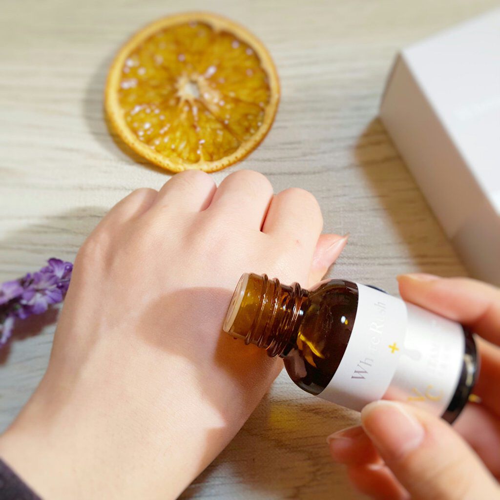 ホワイトラッシュVセラム30/White Rush/美容液を使ったクチコミ(3枚目)