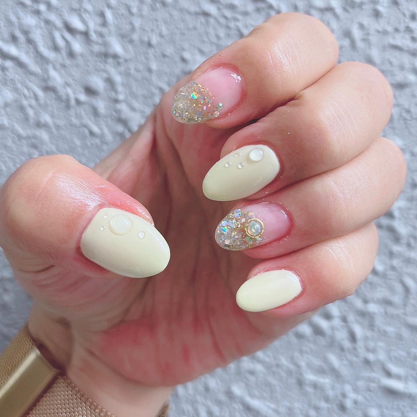 #ネイル,#2023夏ネイル,#水滴ネイル,#鮮やか夏ネイルのネイルデザイン