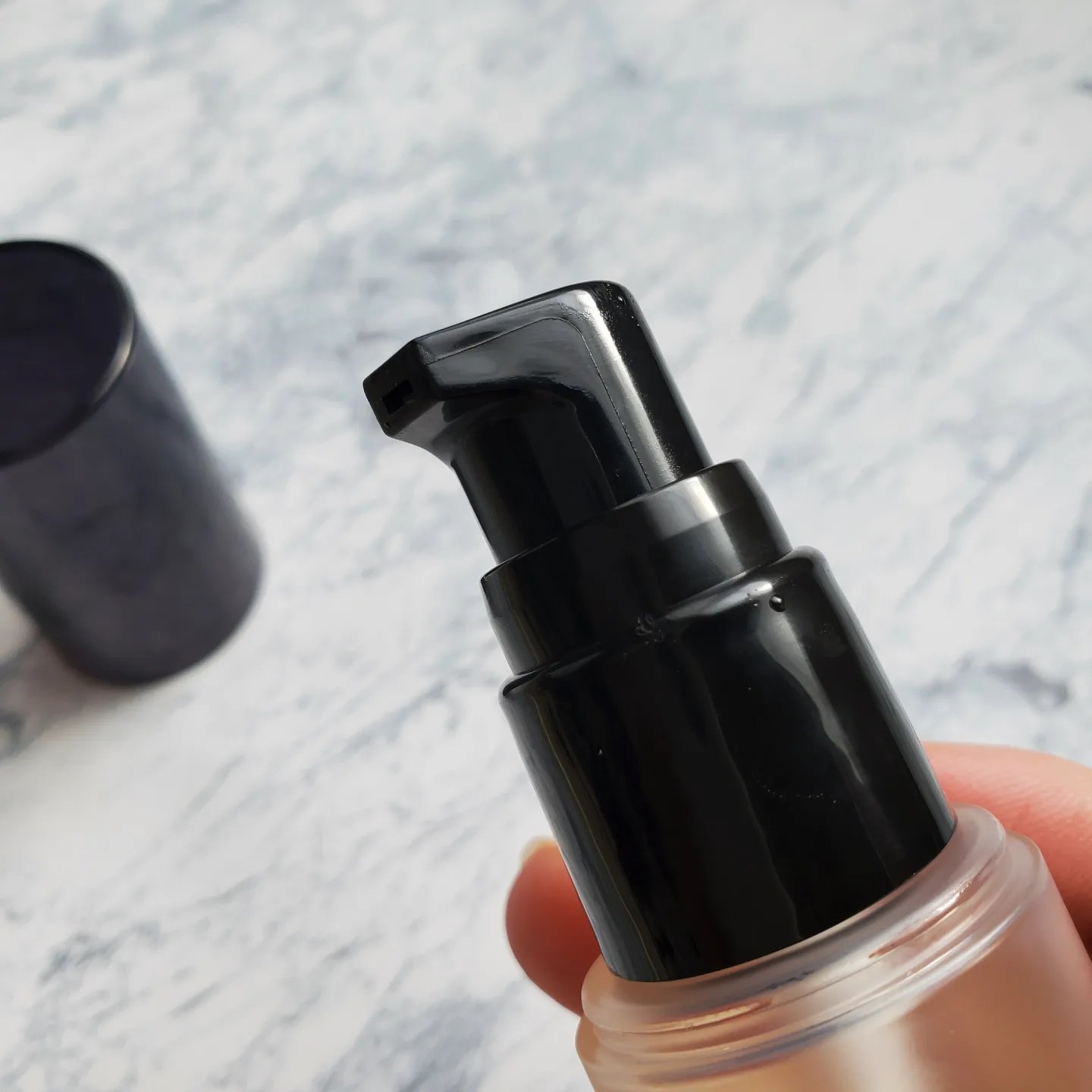 オイルインエッセンス/MUQURU/ブースター・導入液を使ったクチコミ（3枚目）