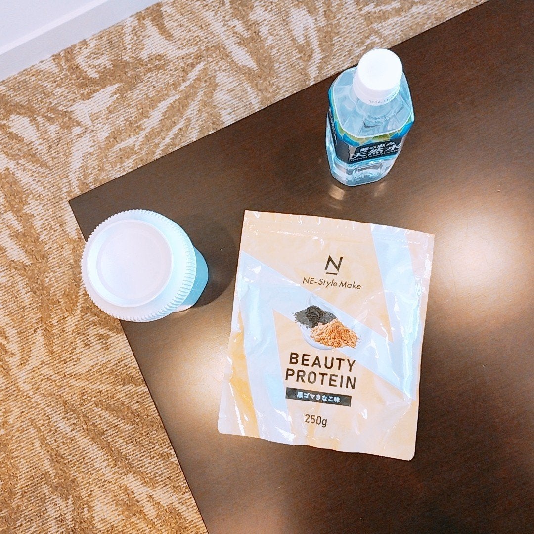 mcgroupakiko on LIPS 「ついに今日からお正月休み🎍美味しい物に囲まれて体型が変わらない..」(3枚目)