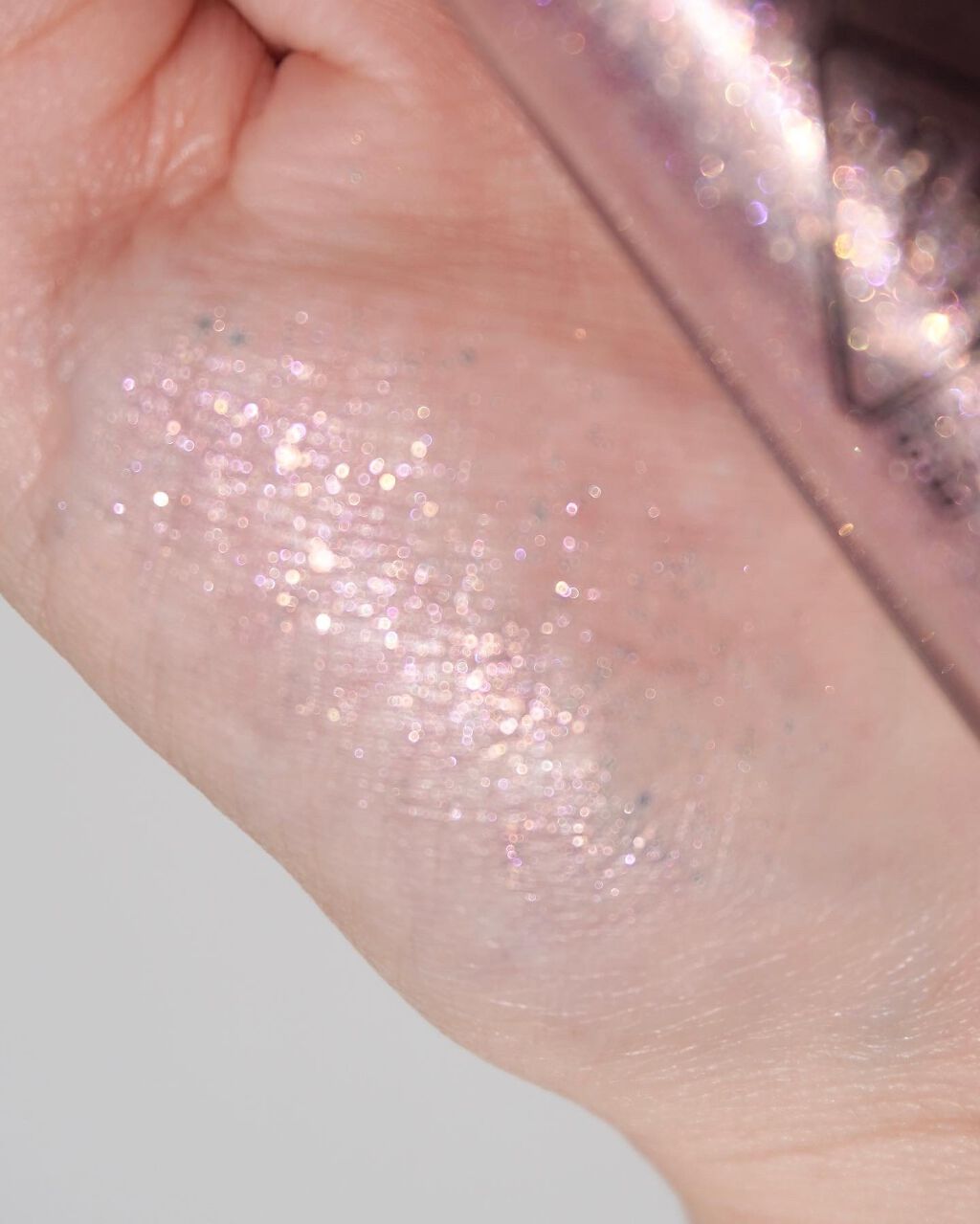 3CE アイスイッチ/3CE/グリッターを使ったクチコミ(4枚目)