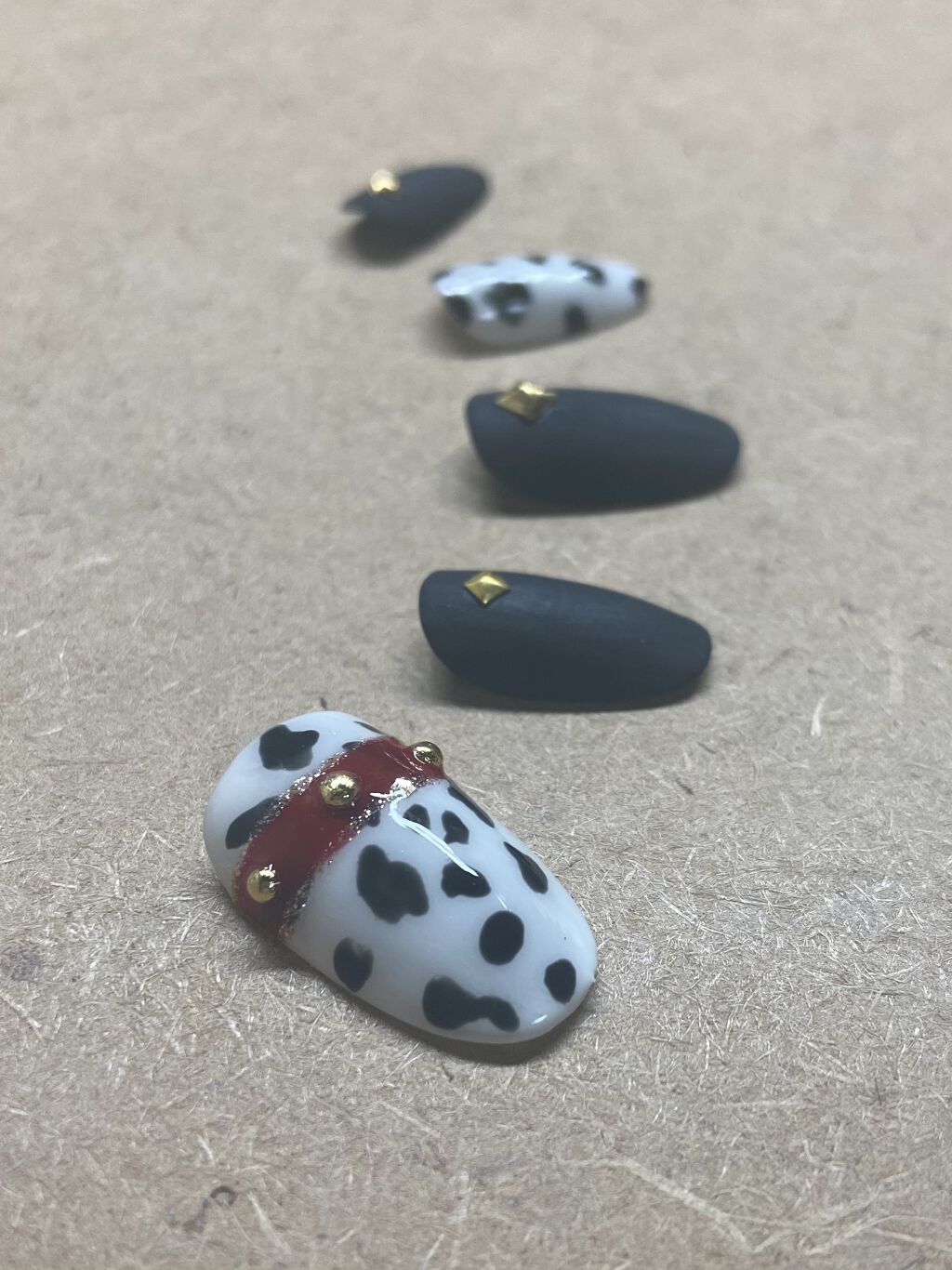 ジェルネイル 44.スパークリングゴールド/ジェルミーワン/ジェルネイルを使ったクチコミ（3枚目）