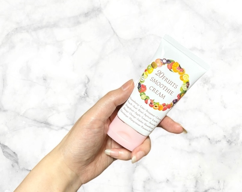 フルーツスムージークリーム/Nalelu(ナレル)/フェイスクリームを使ったクチコミ（2枚目）