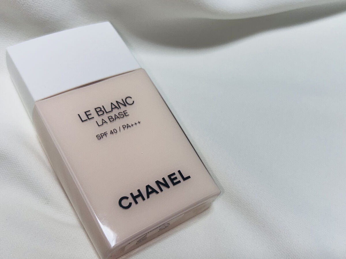 前に友達がプレゼントしてくれた
CHANELの下地😍

これもめちゃくちゃ良くて気に入ってる🤭

伸びがいいから少しの量でいいんだけど、
癖でついいつも出しすぎてしまうのが勿体なすぎる(笑)

とにかくピタッと密着感のある感じで、
綺麗