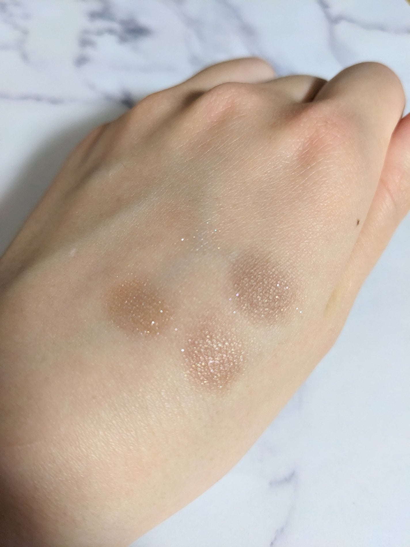 ミネラルクラッシィシャドー/エトヴォス/アイシャドウパレットを使ったクチコミ(2枚目)