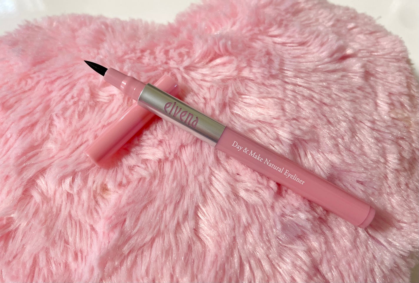 かーびい on LIPS 「エルベナデイ&メイクナチュラルアイライナーコープの雑誌で見かけ..」(3枚目)