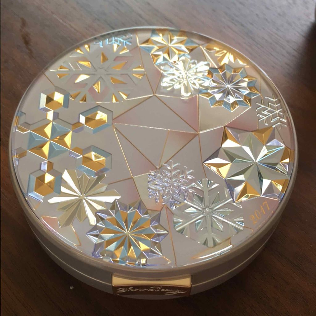 スノービューティー ホワイトニング フェースパウダー 2017/スノービューティー/プレストパウダーを使ったクチコミ（1枚目）