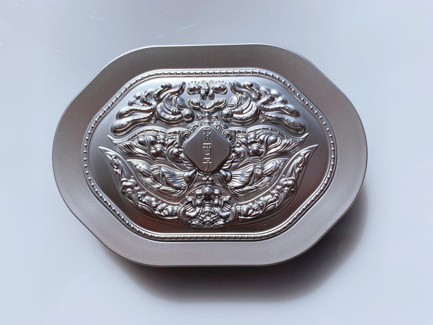 金銀蝶影浮彫彩粧盤 (マルチパレット)/花西子/マルチパレットを使ったクチコミ(5枚目)