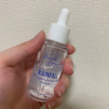Fourth Ray Beauty
RAINFALL 2% HA SERUM
 

カラポのパレットの投稿画像の中に
ひっそりといた美容液
日本円で1000円ほど。

届いてから毎日使った感想を。。

