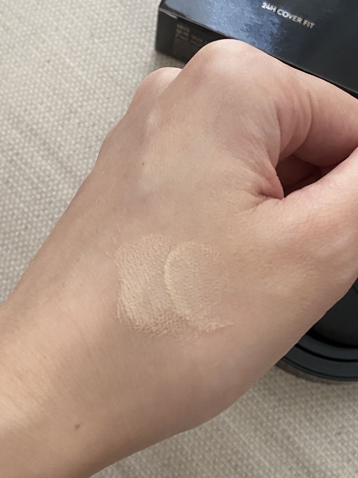 ブラック クッション/HERA/クッションファンデーションを使ったクチコミ（3枚目）