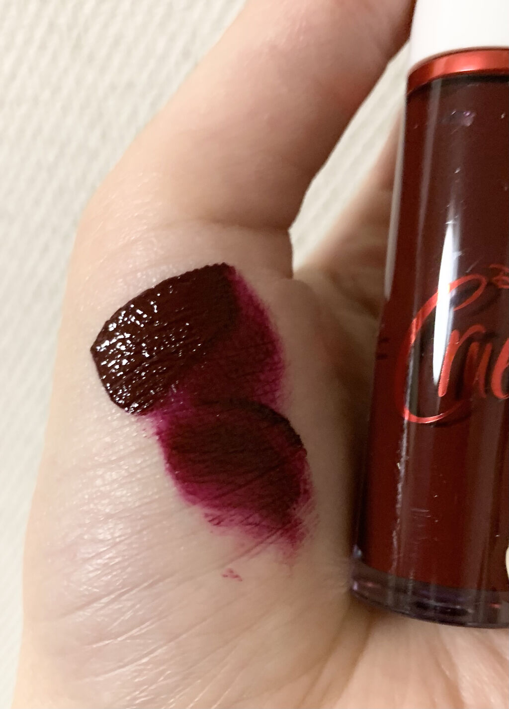 レトロ マット リキッド リップカラー グラマーキー/M・A・C/口紅を使ったクチコミ（2枚目）