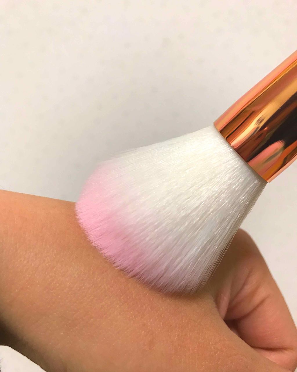 ごくふわっ ミッキーブラシ/DAISO/メイクブラシを使ったクチコミ（2枚目）