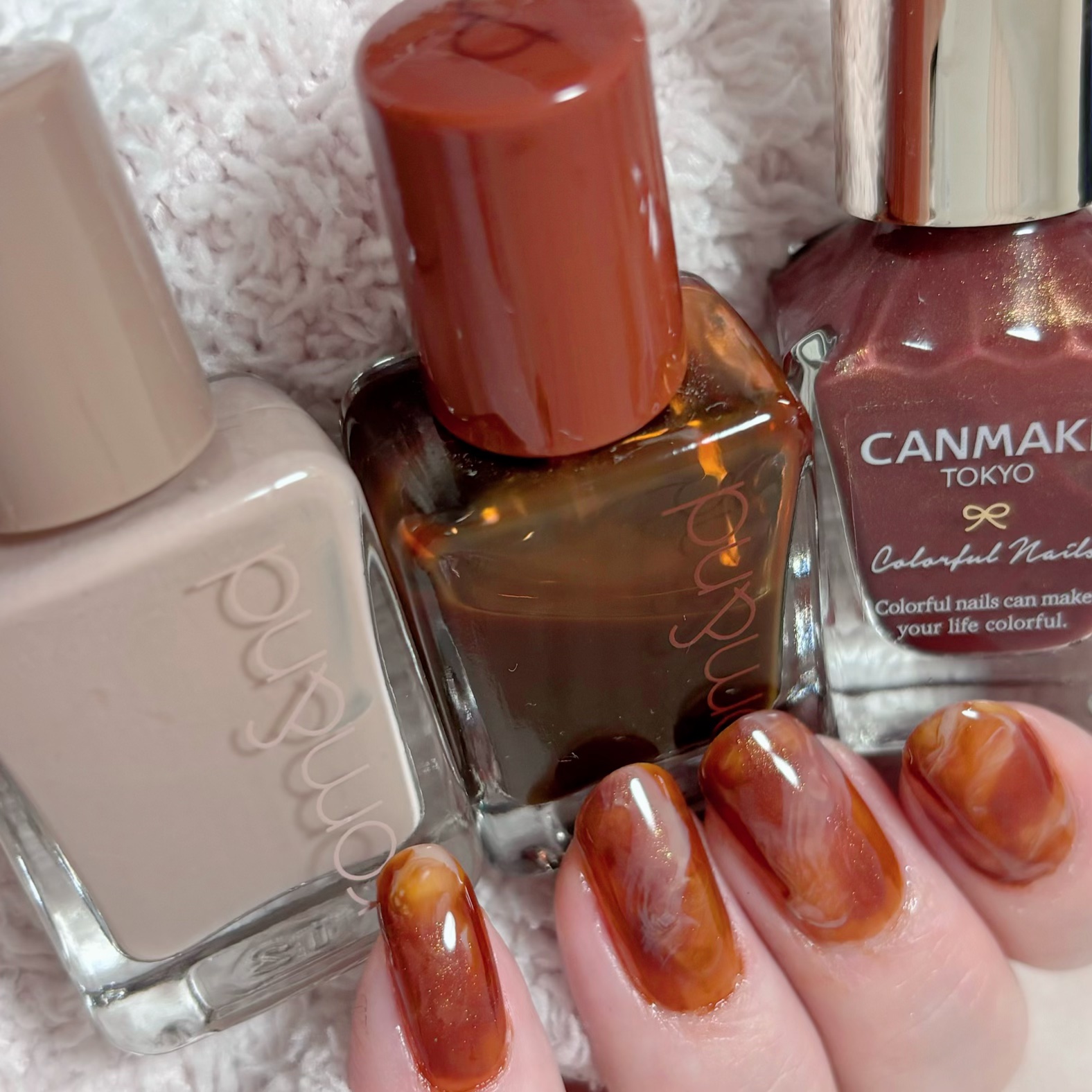 カラフルネイルズ/キャンメイク/マニキュアを使ったクチコミ（1枚目）