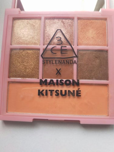 MAISON KITSUNE MULTI COLOR PALETTE/3CE/パウダーアイシャドウを使ったクチコミ（3枚目）