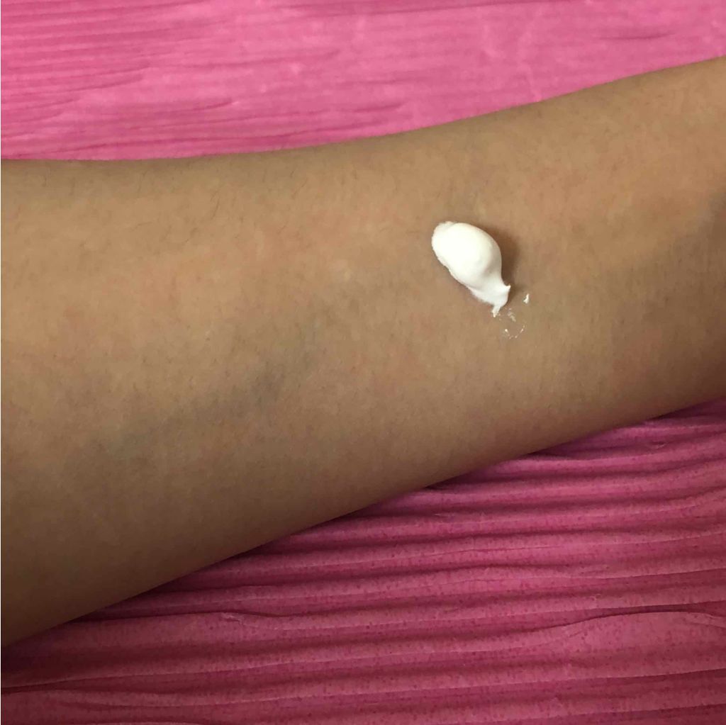 ワンデイブライトナー プレミアム/セラ/クリーム・エマルジョンファンデーションを使ったクチコミ(3枚目)