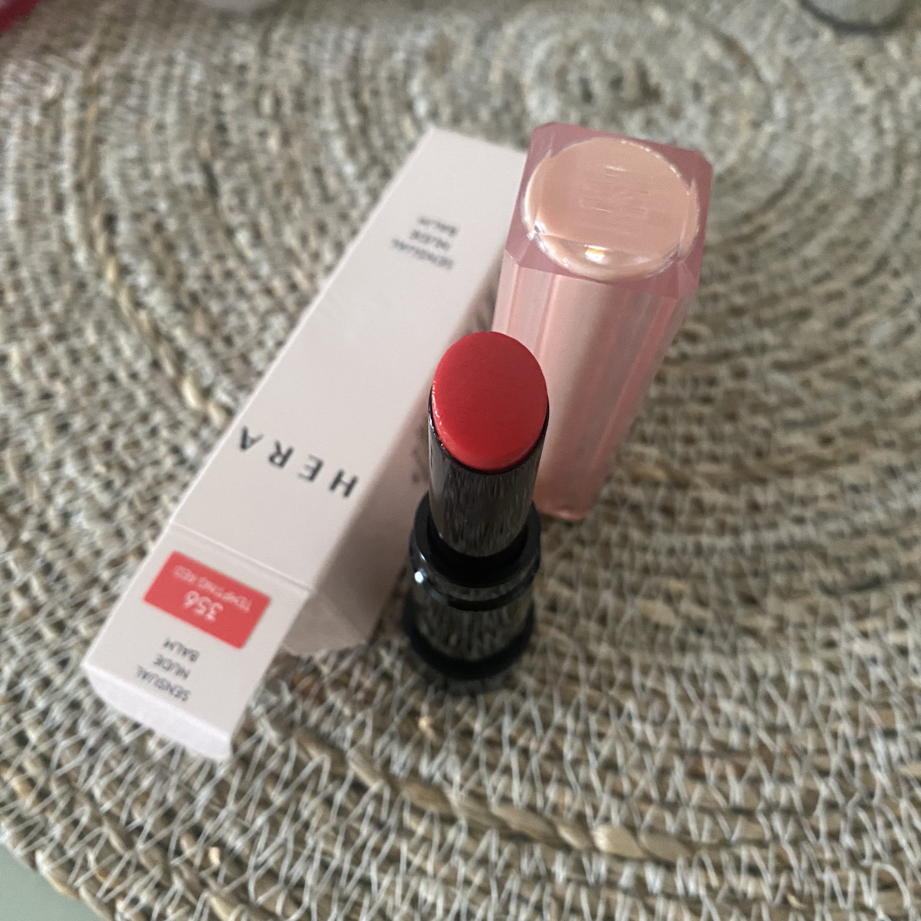 センシュアル ヌードバーム/HERA/リップバームを使ったクチコミ（1枚目）