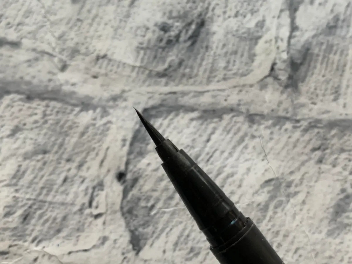 スーパーシャープライナーEX4.0/KATE/リキッドアイライナーを使ったクチコミ（2枚目）