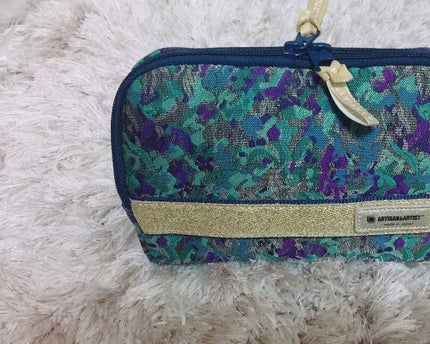 コスメポーチ/ARTISAN&ARTIST(アルティザン・アンド・アーティスト)/化粧ポーチを使ったクチコミ(2枚目)