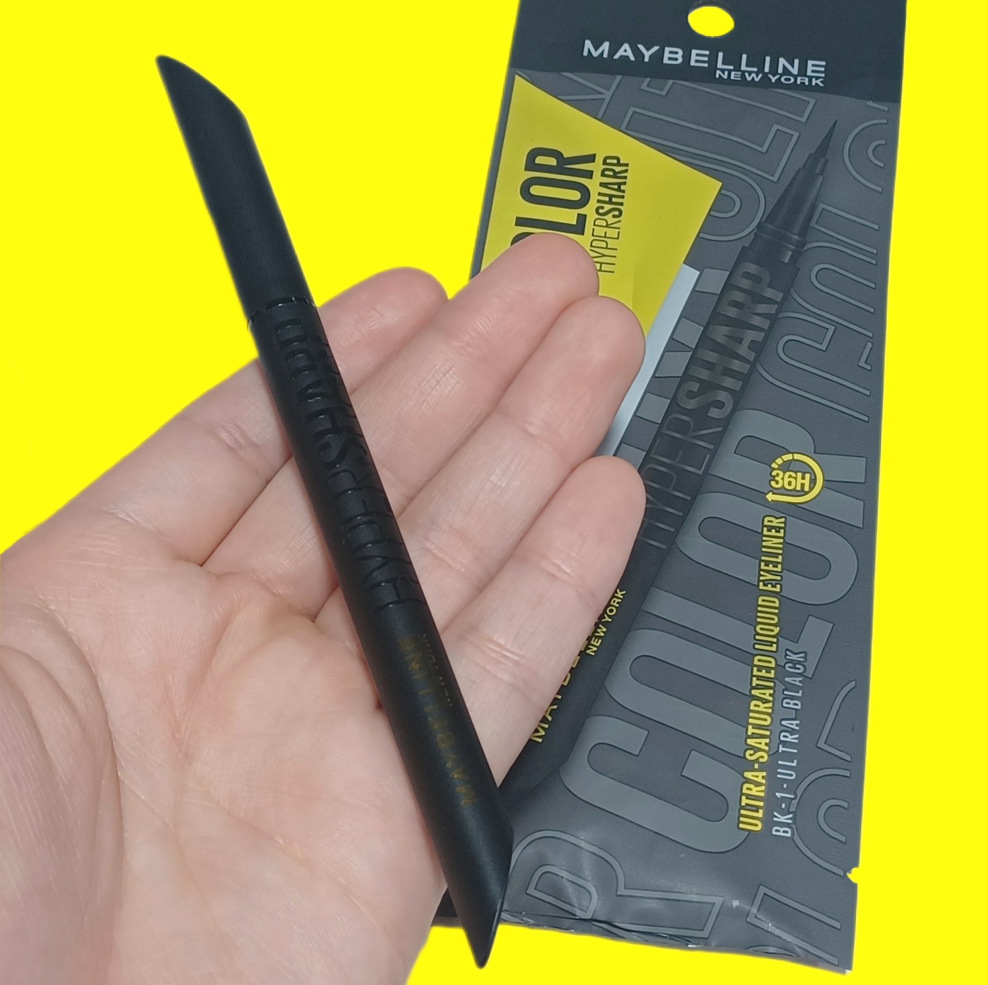 ウルトラカラー アイライナー BK-1 ぱっちり目ヂカラ プレミアムブラック/MAYBELLINE NEW YORK/リキッドアイライナーを使ったクチコミ（3枚目）