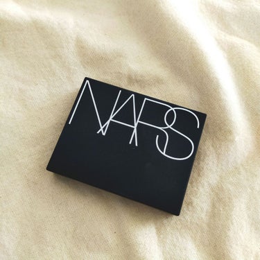 ライトリフレクティングセッティングパウダー　プレスト　N/NARS/プレストパウダーを使ったクチコミ（2枚目）