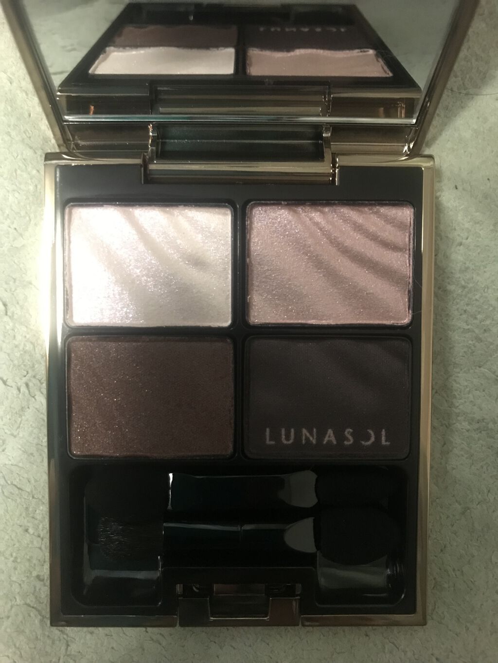 ベルベットフルアイズ 01 Deep Bordeaux Velvet/LUNASOL/アイシャドウパレットを使ったクチコミ（1枚目）