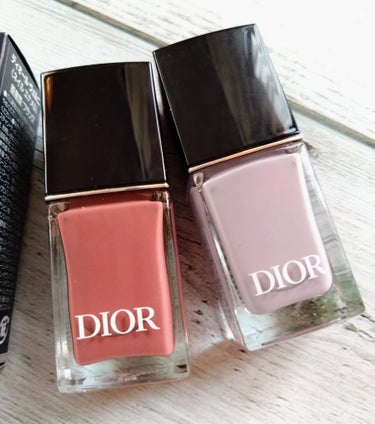 ディオール ヴェルニ 595 ライラック オーガンザ（スプリング コレクション 2024 限定品）/Dior/マニキュアを使ったクチコミ（2枚目）