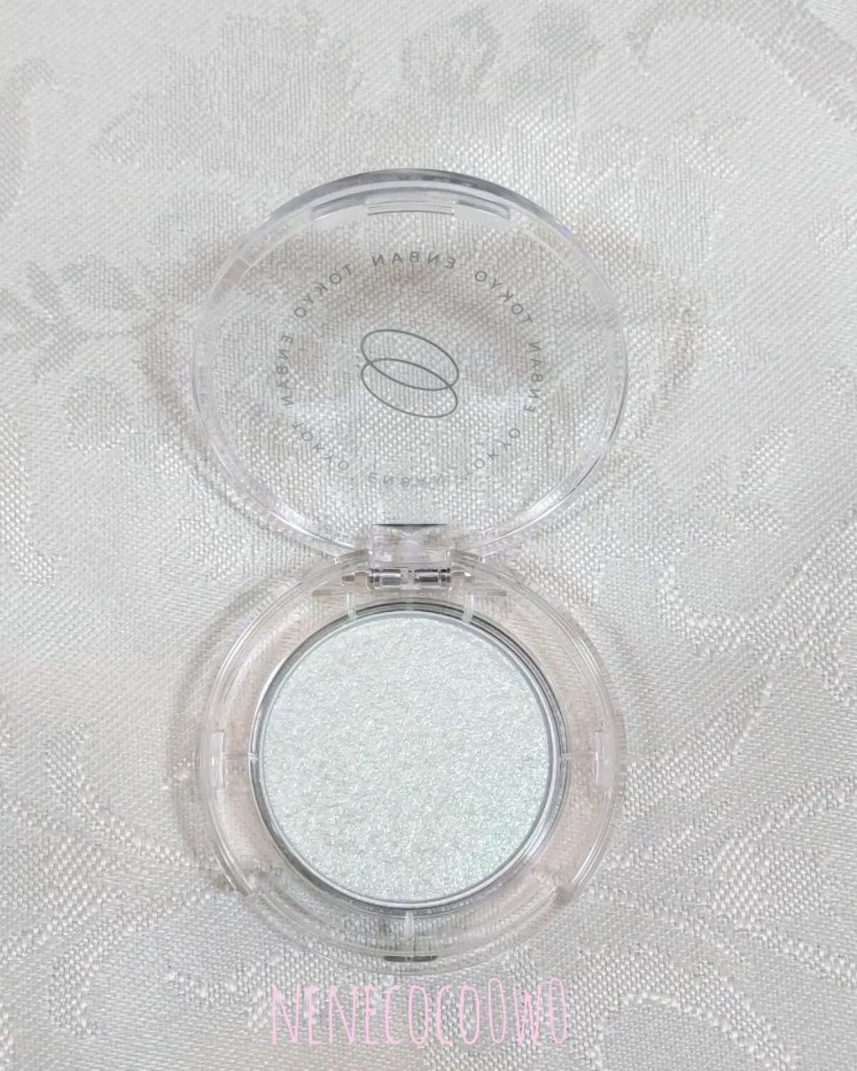 マルチグリッターカラー/ENBAN TOKYO/単色アイシャドウを使ったクチコミ(2枚目)