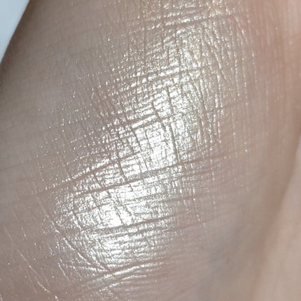 プードル オルフェーヴル フェイス&アイ イルミネイティングパウダー/エルメス/プレストパウダーを使ったクチコミ(4枚目)