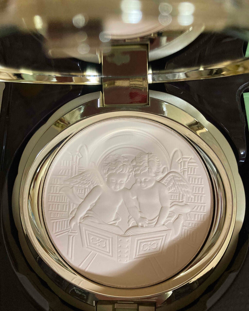 フェースアップパウダー2021/ミラノコレクション/プレストパウダーを使ったクチコミ(2枚目)