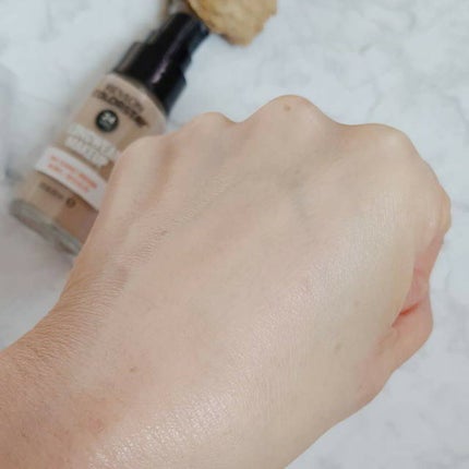 カラーステイ ロングウェア メイクアップ/REVLON/リキッドファンデーションを使ったクチコミ(3枚目)