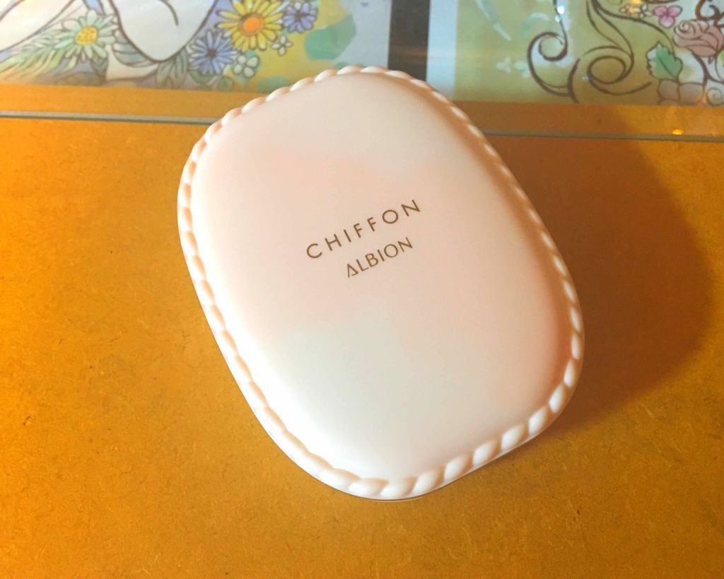アルビオン スウィート モイスチュア シフォン/ALBION/パウダーファンデーションを使ったクチコミ（1枚目）
