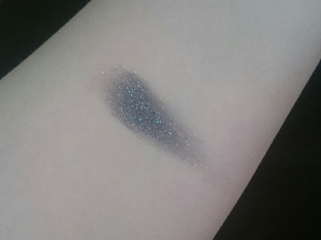 Super Shock Shadow/ColourPop/単色アイシャドウを使ったクチコミ(2枚目)