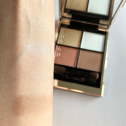 シグニチャー カラー アイズ/SUQQU/アイシャドウパレットを使ったクチコミ(3枚目)