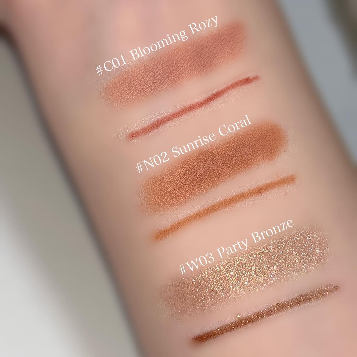 フィニッシーデュアルスティックシャドウ/La.breeze/スティックアイシャドウを使ったクチコミ(5枚目)