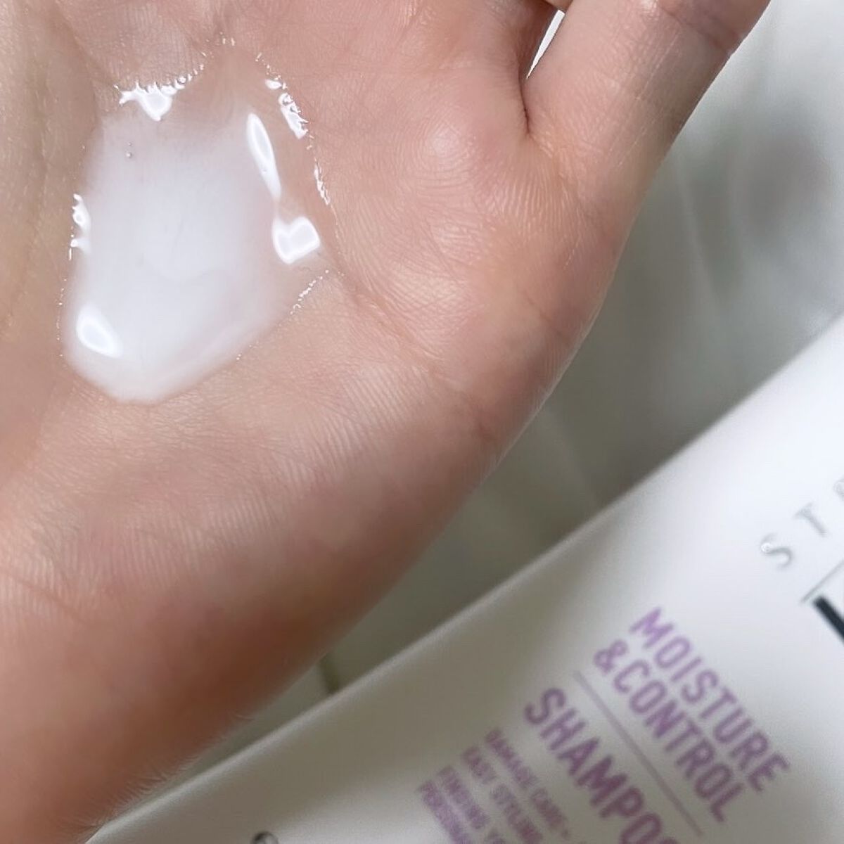 モイスチュアコントロール シャンプー/スティーブンノル ニューヨーク/市販シャンプーを使ったクチコミ（3枚目）
