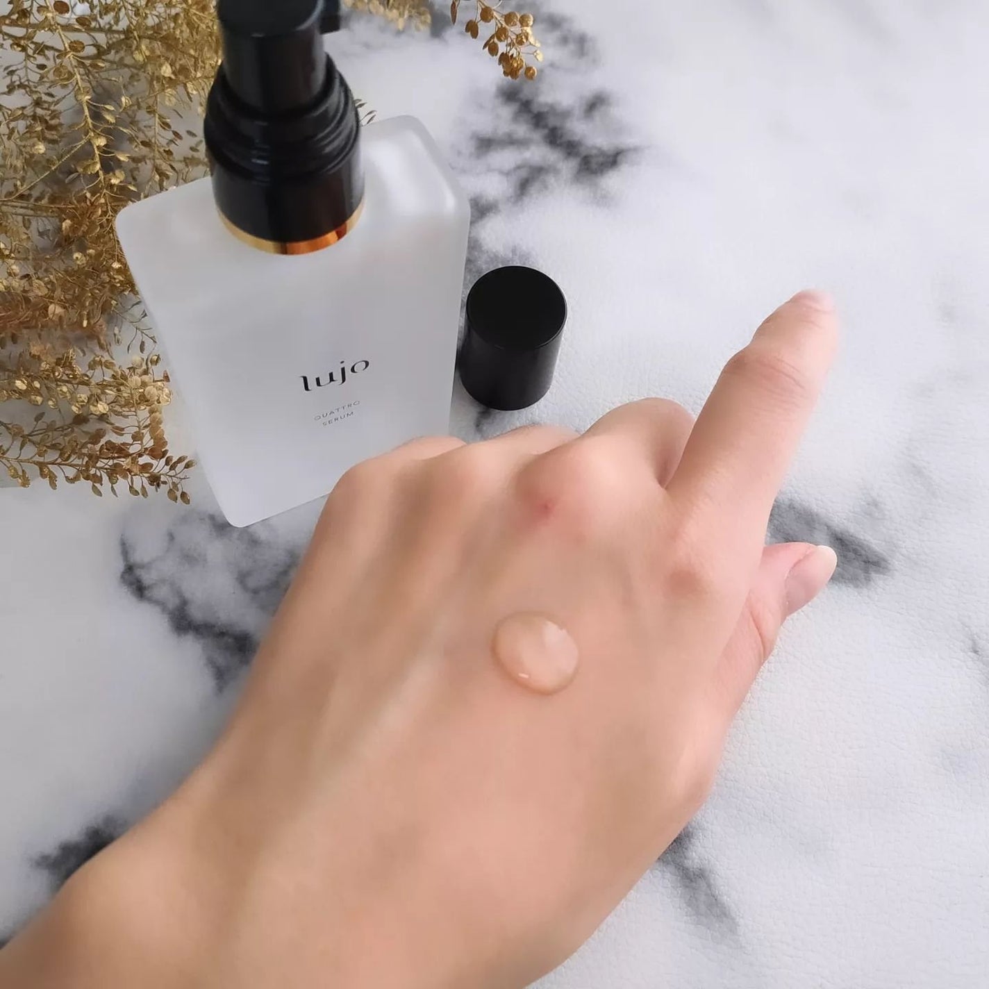 lujoクアトロセラム/lujo/美容液を使ったクチコミ(4枚目)