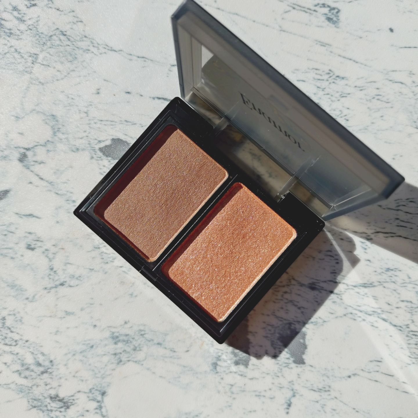 バイカラーアイズ/Enamor/アイシャドウパレットを使ったクチコミ（2枚目）