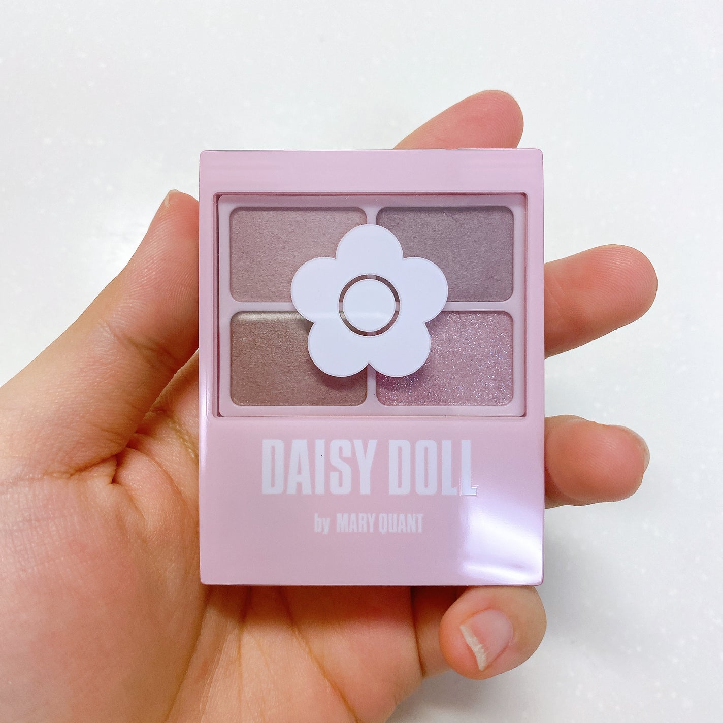 デイジードール アイカラー パレット/DAISY DOLL by MARY QUANT/アイシャドウパレットを使ったクチコミ(1枚目)