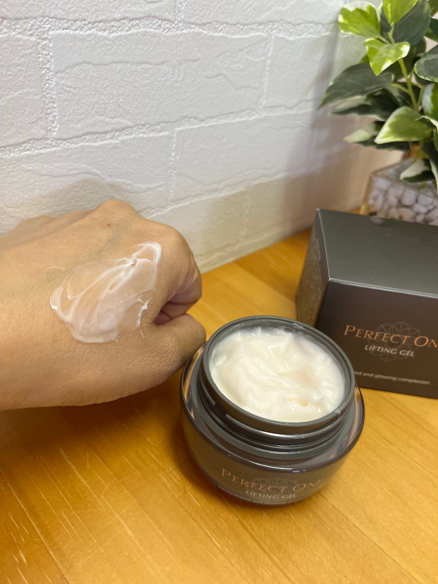 パーフェクトワン リフティングジェル/パーフェクトワン/オールインワン化粧品を使ったクチコミ(3枚目)