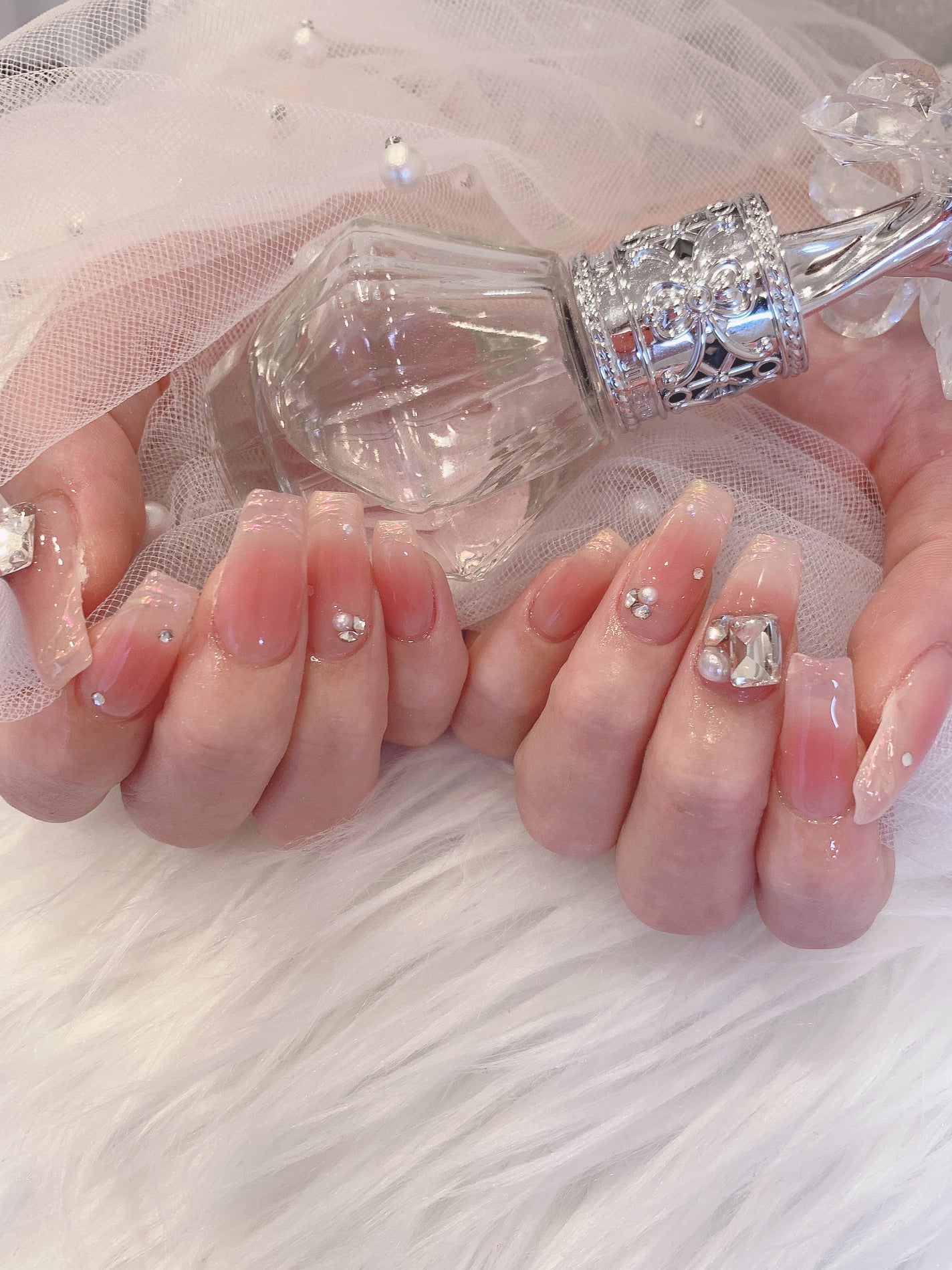 m. on LIPS 「今月のネイル💅✨今月は、桜のイメージでチーク&ミラー♪ピンクっ..」(2枚目)