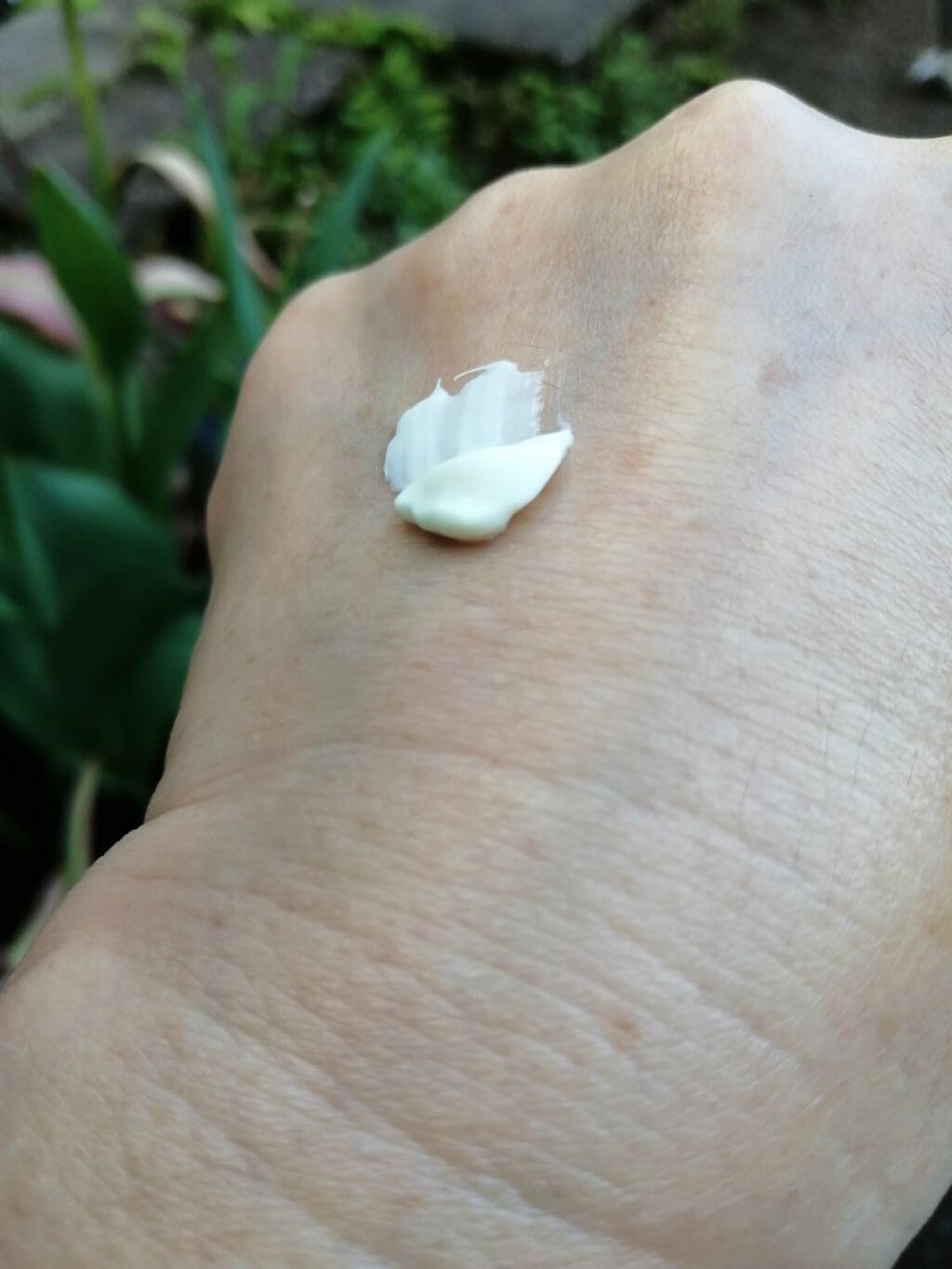 HCモイスチャーサンクリーム/allNATURAL/日焼け止めクリームを使ったクチコミ（2枚目）