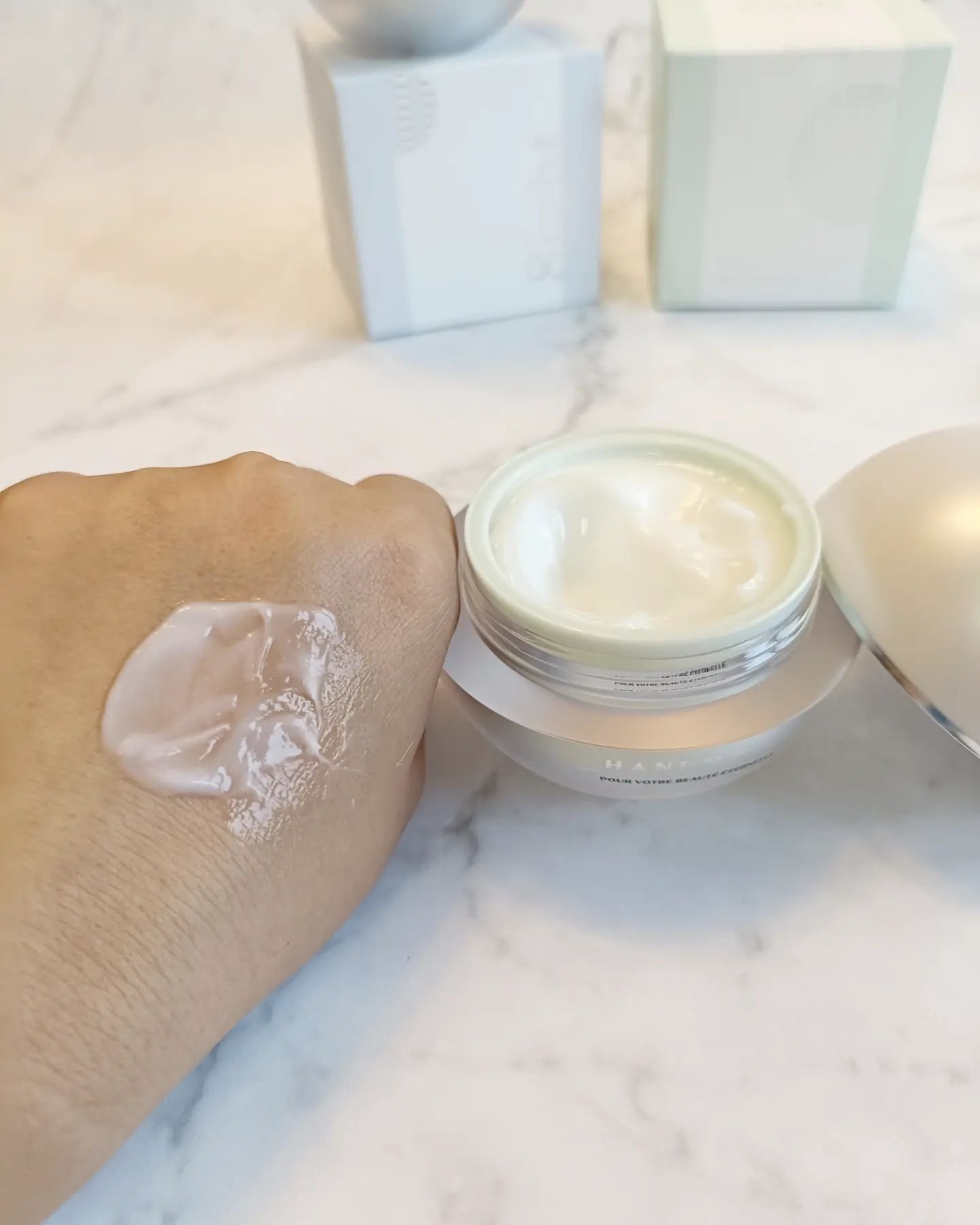 エイトクリーム/BEDIGHT/フェイスクリームを使ったクチコミ（3枚目）