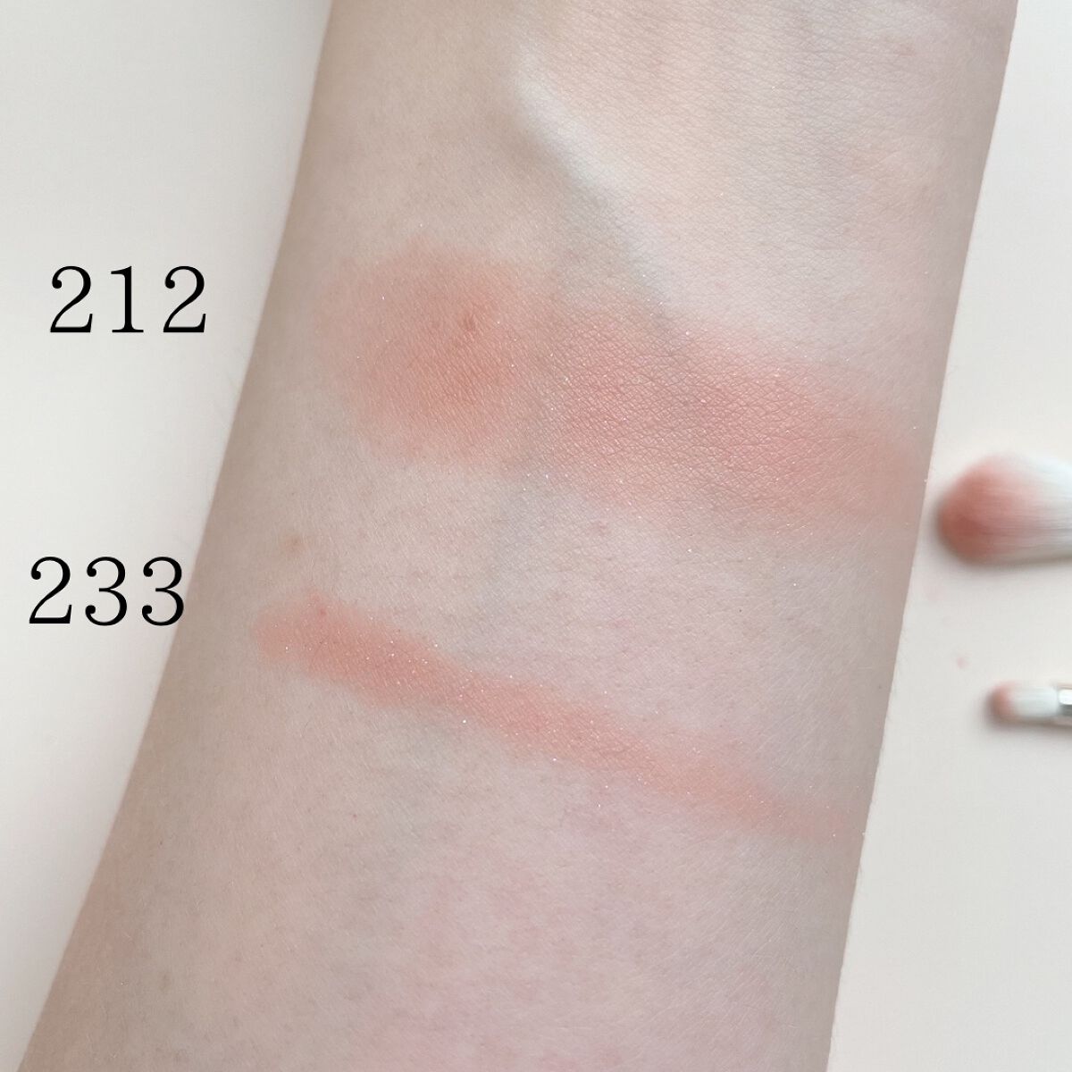 THE TOOL LAB 212 ブレンディング アイシャドウ ブラシ Lのクチコミ「チクチクしなくて肌触りが良くて使いやすいブラシ◎
212はアイシャドウをふんわりと載せたり、ノ.....」（3枚目）