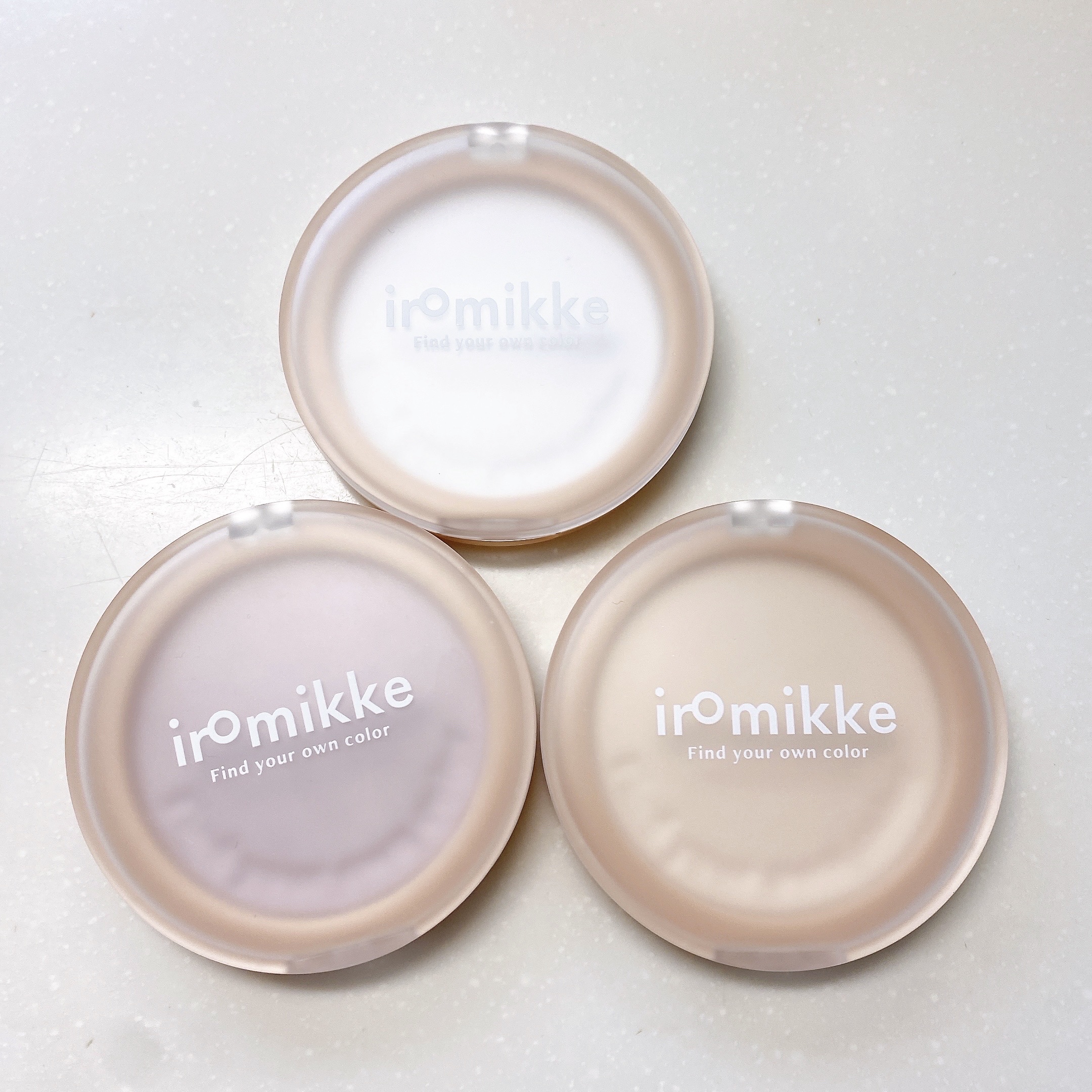 iromikke イロミッケ フィルタープレストパウダーのクチコミ「\iromikke フィルタープレストパウダー/

01 moonlight pearl

0.....」（1枚目）