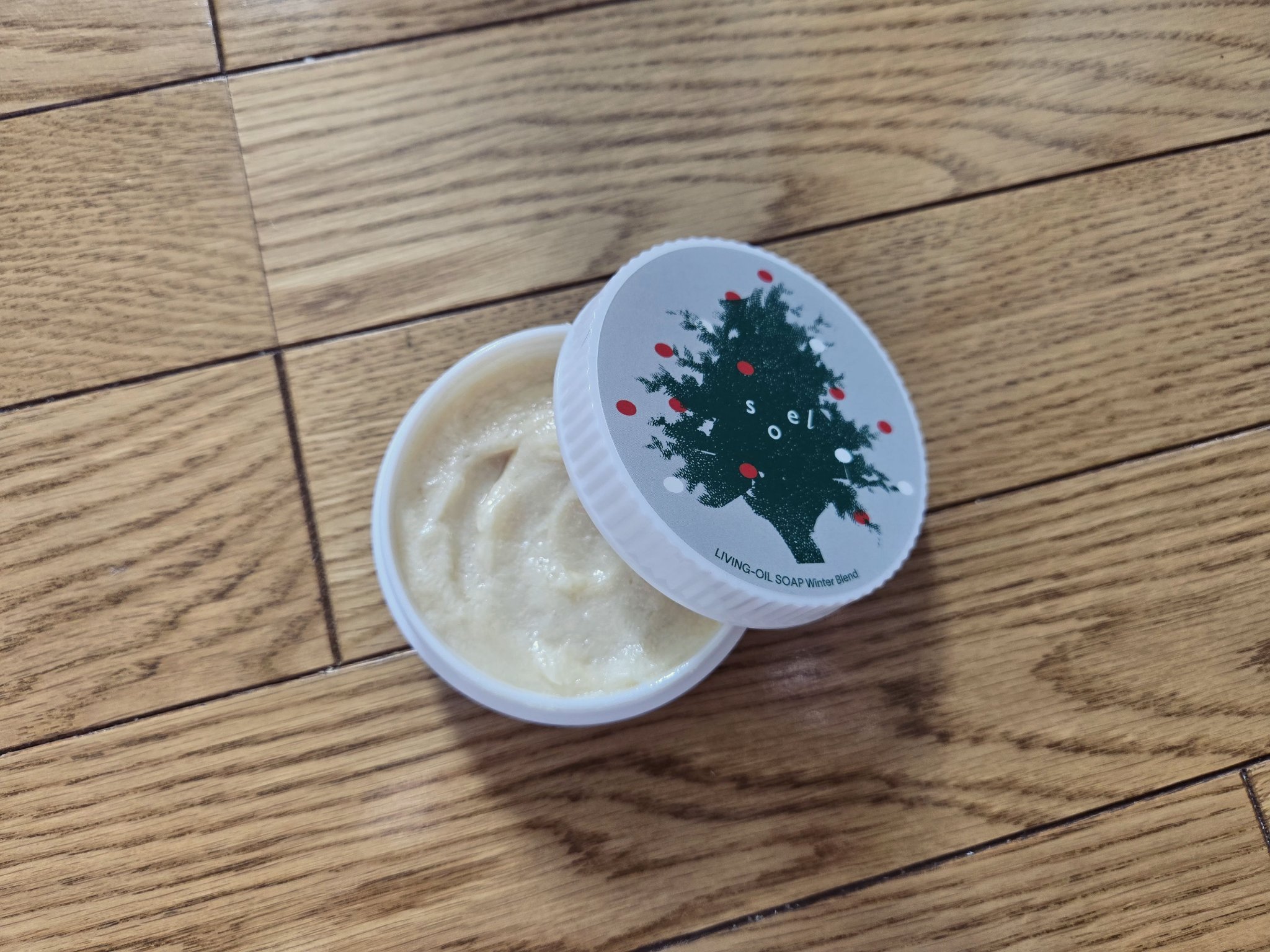 リビングオイルソープ ウィンターブレンド/soel/洗顔石鹸を使ったクチコミ（1枚目）