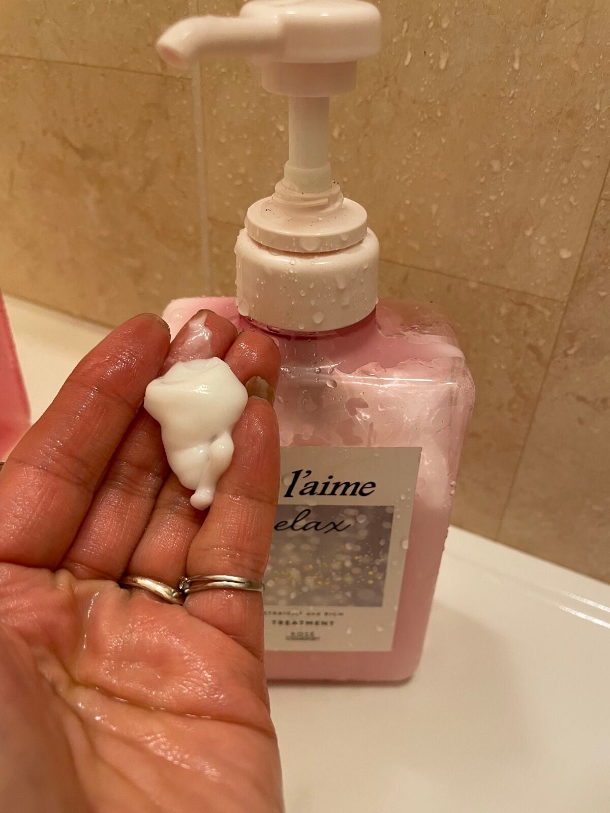 リラックス ミッドナイトリペア シャンプー/ヘアトリートメント (ストレート&リッチ)/Je l'aime/市販シャンプーを使ったクチコミ(4枚目)