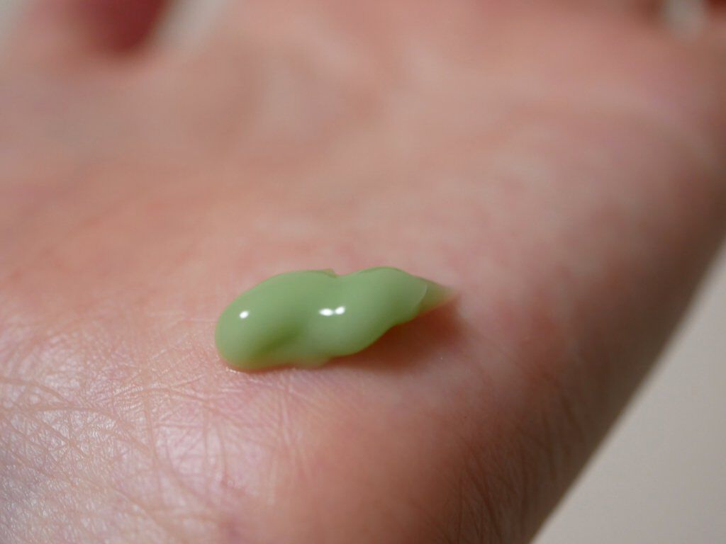 ヴァーベナ アイシーボディジェル/L'OCCITANE/ボディクリームを使ったクチコミ（2枚目）