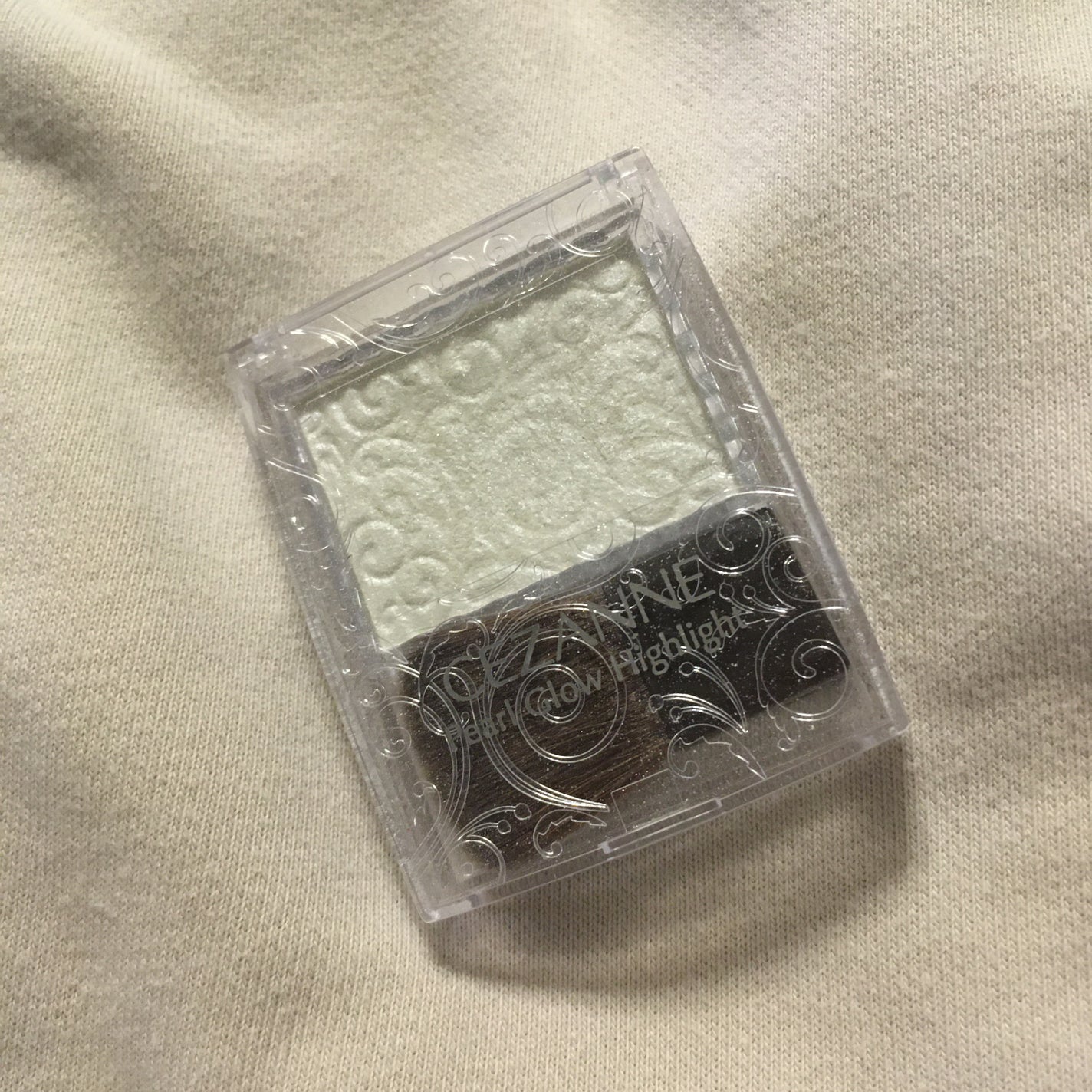 パールグロウハイライト/CEZANNE/パウダーハイライトを使ったクチコミ(1枚目)